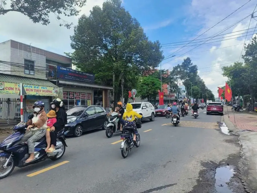 mặt tiền 20.9m phan đăng lưu: 247m² kinh doanh đắc địa, 4 căn cho thuê dòng tiền ổn định